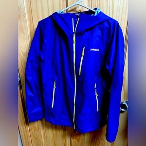 Patagonia Raincoat